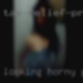 Looking horny girls